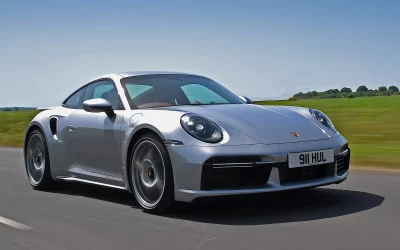 01-porsche-911-turbo-rt-2022-hero-track